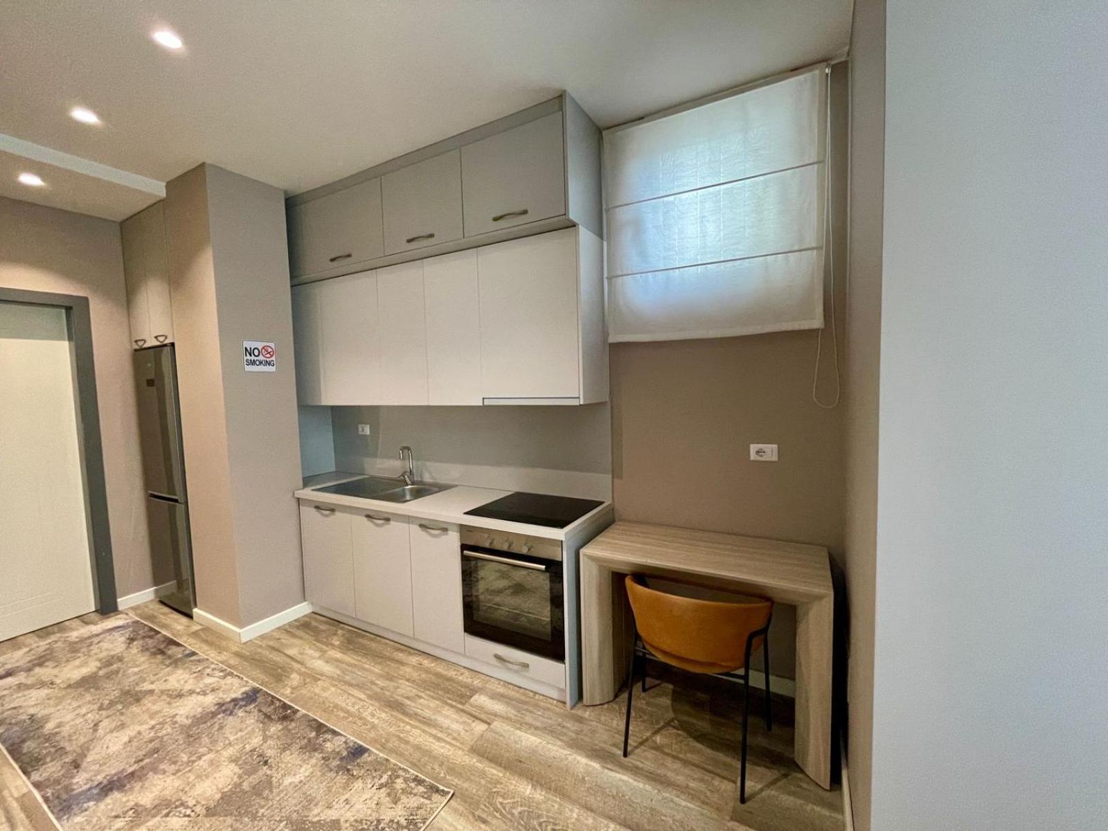 Premium City Studio & Suite Tiranë Luaran gambar